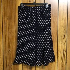 women’s skirt